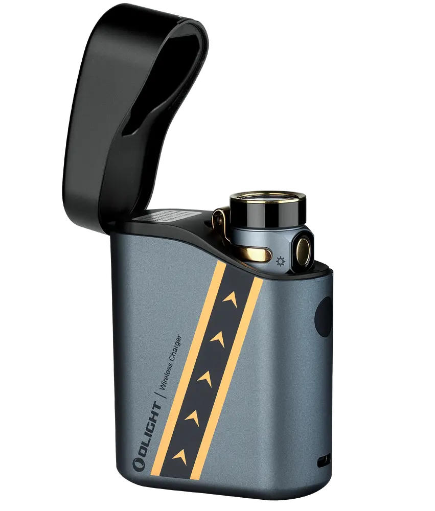 Olight Baton 4 Premium Edition Fighter Pilot